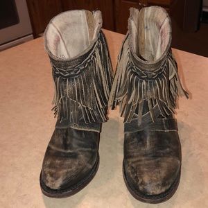 Free bird booties size 10